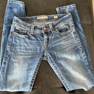 Buckle Sabrina skinny jeans